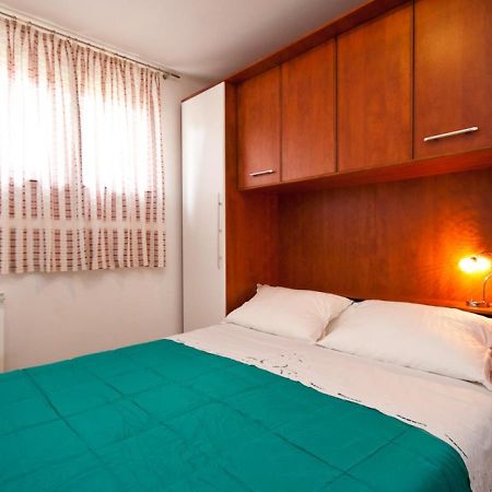Apartments Bozo Baška Buitenkant foto